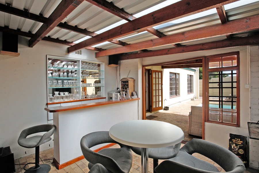 3 Bedroom Property for Sale in Fish Hoek Western Cape